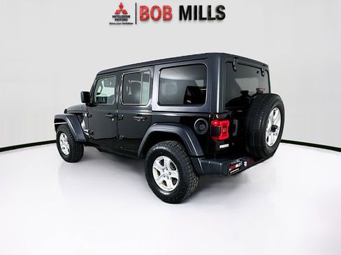 Used 2020 Jeep Wrangler Unlimited Sport S AWD/4WD image 5
