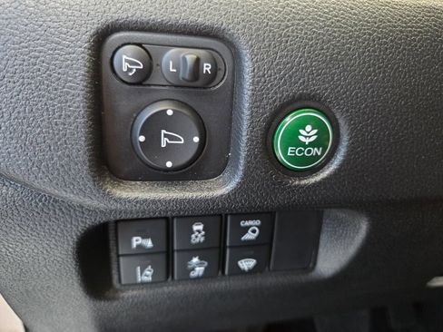 Certified 2025 Honda Ridgeline TrailSport image 34