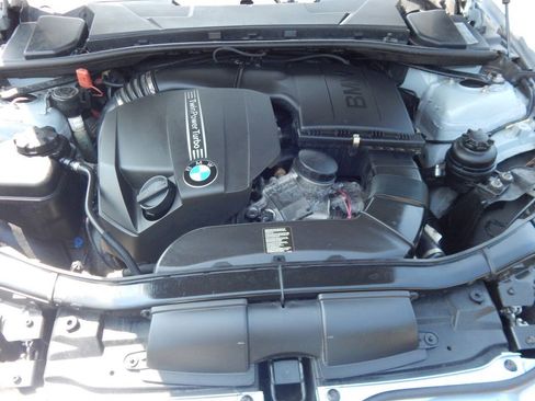 Used 2012 BMW 335i Convertible RWD image 17
