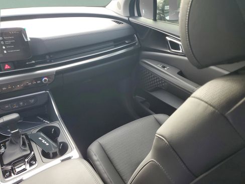 New 2026 Kia Carnival SX Prestige FWD image 13