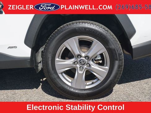 Used 2023 Toyota RAV4 XLE w/ XLE Grade Weather Package AWD/4WD image 9