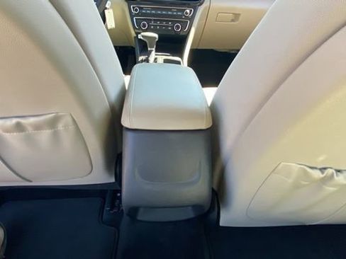 Used 2018 Kia Optima LX w/ 17" Alloy Wheels Package FWD image 14