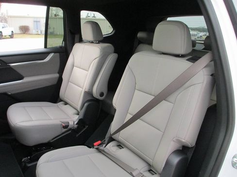 New 2026 GMC Acadia Elevation w/ Black Edition AWD/4WD image 11