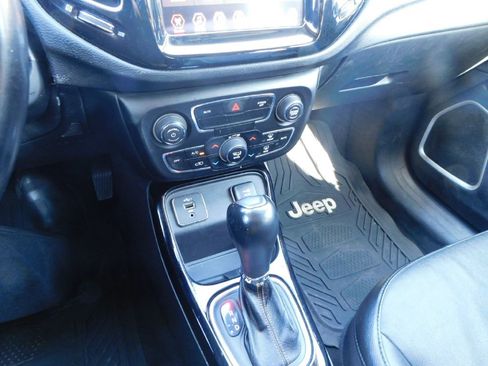 Used 2020 Jeep Compass Limited image 18