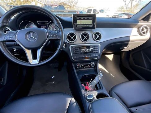 Used 2015 Mercedes-Benz GLA 250 4MATIC image 16