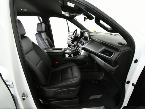 Used 2022 Chevrolet Tahoe Z71 image 22