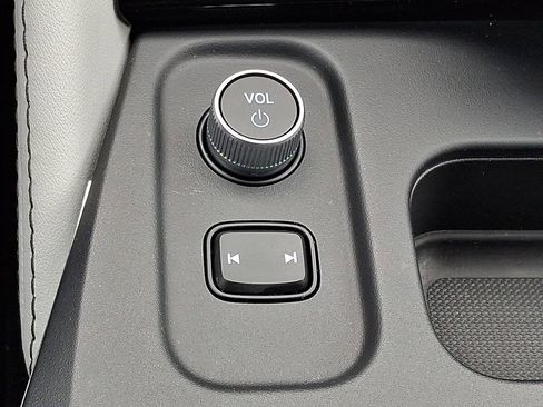 Certified 2026 Acura MDX SH-AWD w/ Advance Package image 27