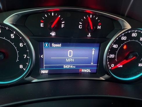 Used 2022 Chevrolet Equinox LT w/ LPO, Floor Liner Package FWD image 7