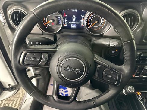 Certified 2023 Jeep Gladiator Sport image 24