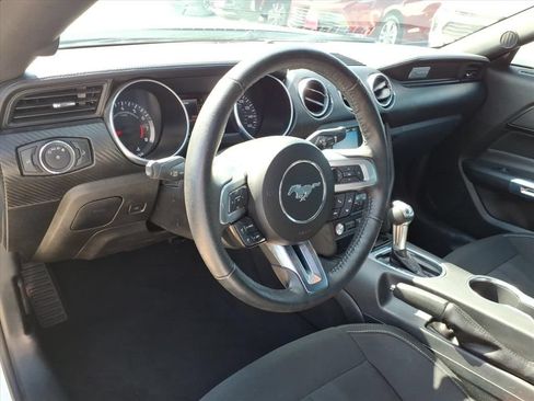 Used 2023 Ford Mustang Coupe RWD image 17