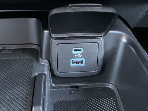 New 2025 Ford Bronco 4-Door image 21