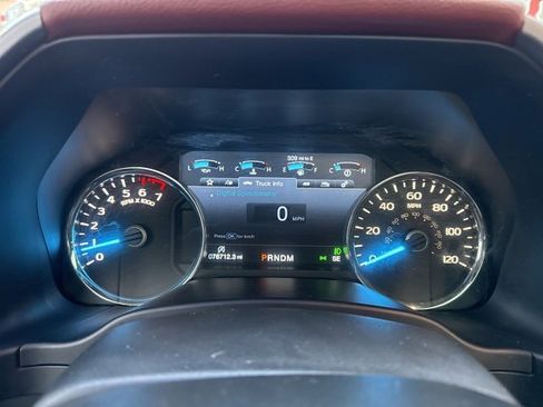 Used 2018 Ford F150 Platinum w/ FX4 Off-Road Package image 35