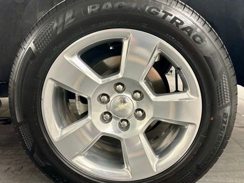 Used 2019 Chevrolet Tahoe LT image 11