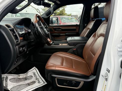 Used 2022 RAM 1500 Limited image 12