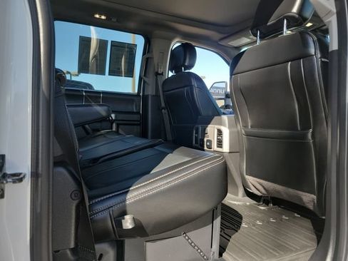Used 2020 Ford F350 Lariat w/ Lariat Ultimate Package AWD/4WD image 23