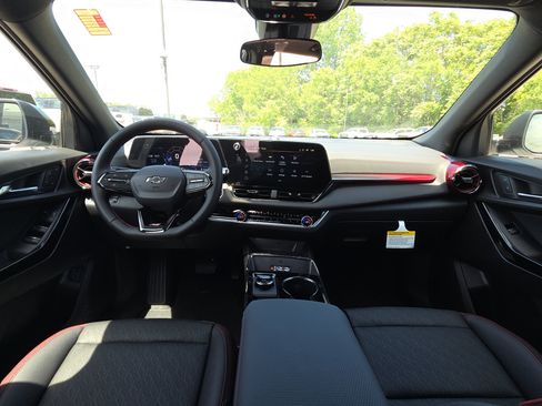 New 2026 Chevrolet Equinox RS w/ Convenience Package III FWD image 30