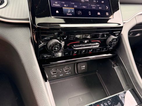 New 2026 Jeep Grand Cherokee L 4WD image 16