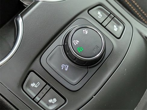 Used 2018 GMC Terrain SLE w/ Infotainment Package I image 30