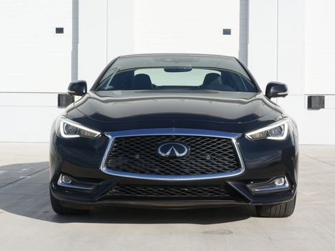 Used 2021 INFINITI Q60 3.0t Luxe image 3