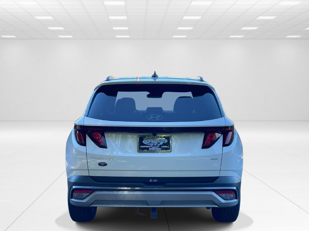 Certified 2025 Hyundai Tucson SEL AWD/4WD image 5