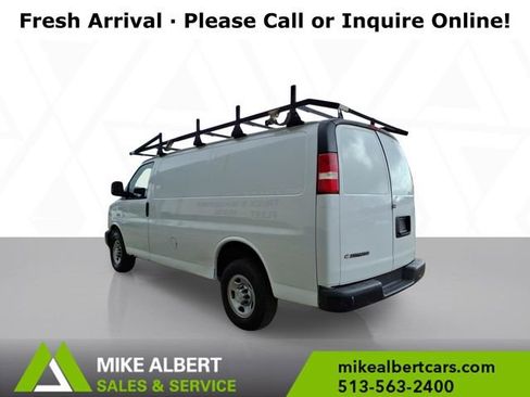 Used 2020 Chevrolet Express 2500 w/ Communications Package image 5