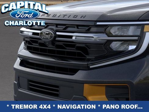 New 2025 Ford Expedition Tremor image 18