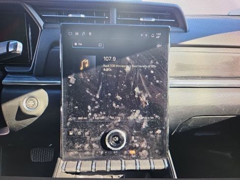 Used 2025 GMC Terrain Elevation image 8