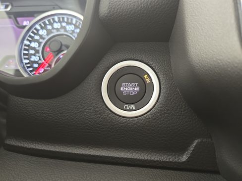 Certified 2025 RAM 1500 Big Horn AWD/4WD image 27