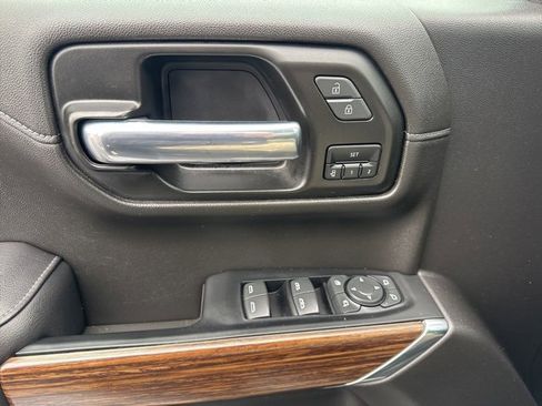 Used 2022 Chevrolet Silverado 1500 High Country image 20