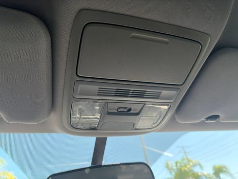 Used 2019 Honda CR-V LX image 20