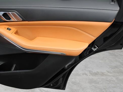 Used 2023 BMW X5 xDrive40i w/ Premium Package image 24