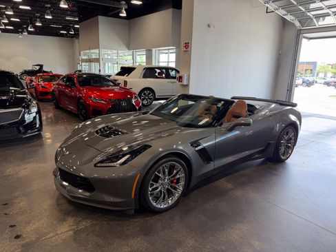 Used 2016 Chevrolet Corvette Z06 w/ 2LZ Preferred Equipment Group RWD image 5