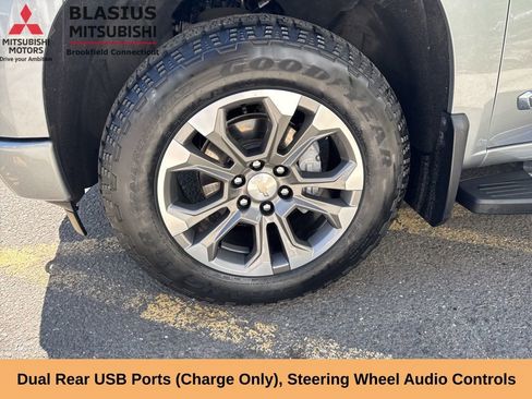 Used 2023 Chevrolet Silverado 1500 High Country w/ LPO, Dark Essentials Package AWD/4WD image 18