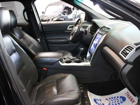 Used 2014 Ford Explorer Sport w/ Equipment Group 401A AWD/4WD image 24