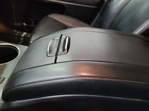 Used 2016 Toyota Highlander XLE image 26