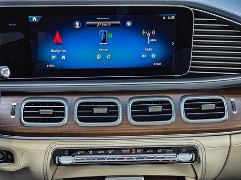 New 2026 Mercedes-Benz GLE 63 AMG S image 15