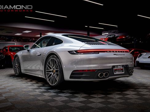 Used 2023 Porsche 911 Carrera 4S image 2