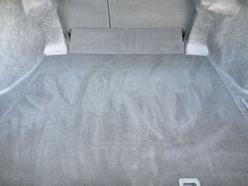 Used 2025 Toyota Camry LE image 7