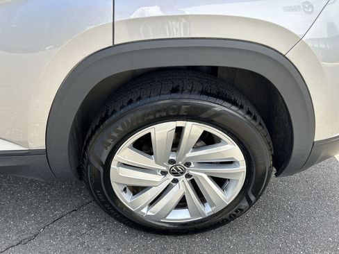 Used 2020 Volkswagen Atlas Cross Sport SE w/ Panoramic Sunroof Package AWD/4WD image 11