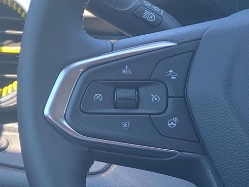 New 2026 Chevrolet Trax ACTIV w/ Sunroof Package FWD image 8