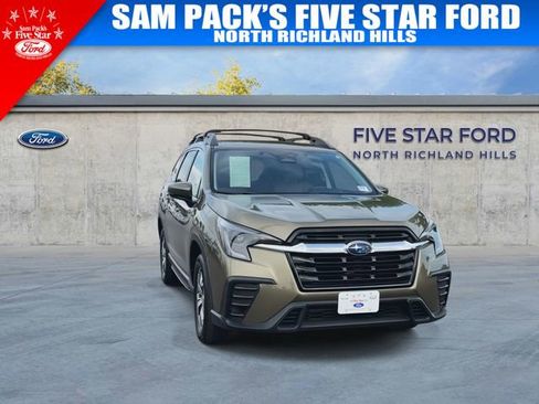 Used 2024 Subaru Ascent Premium w/ Convenience Package AWD/4WD image 3
