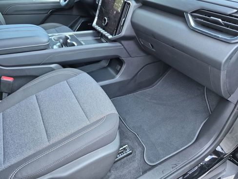 New 2026 GMC Acadia Elevation w/ Black Edition FWD image 38