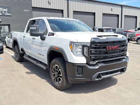 Used 2023 GMC Sierra 2500 Pro w/ Convenience Package AWD/4WD image 2