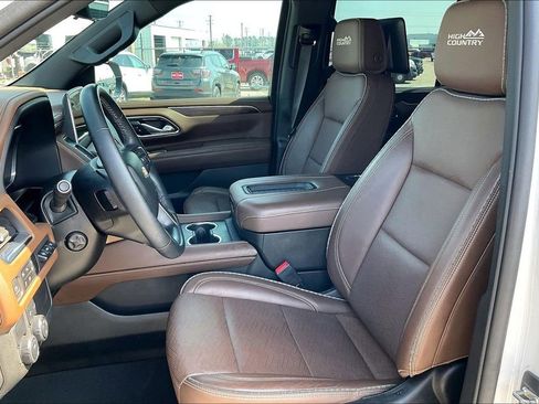 Used 2023 Chevrolet Tahoe High Country RWD image 18