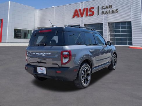 Used 2025 Ford Bronco Sport Outer Banks w/ Outer Banks Tech Package+ AWD/4WD image 6