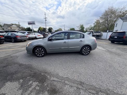 Used 2011 Nissan Sentra 2.0 S FWD image 41