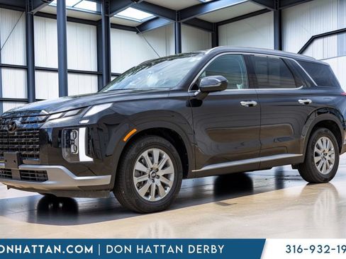 Used 2024 Hyundai Palisade SEL FWD image 2