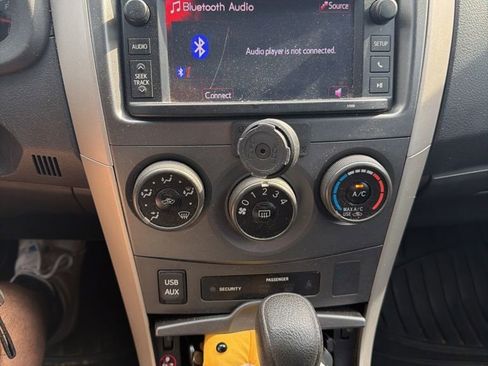 Used 2013 Toyota Corolla S FWD image 9