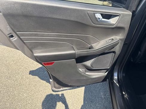 Used 2025 Ford Escape ST-Line Select AWD/4WD image 16