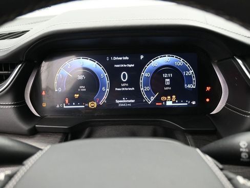 Used 2023 Jeep Grand Cherokee Overland image 18